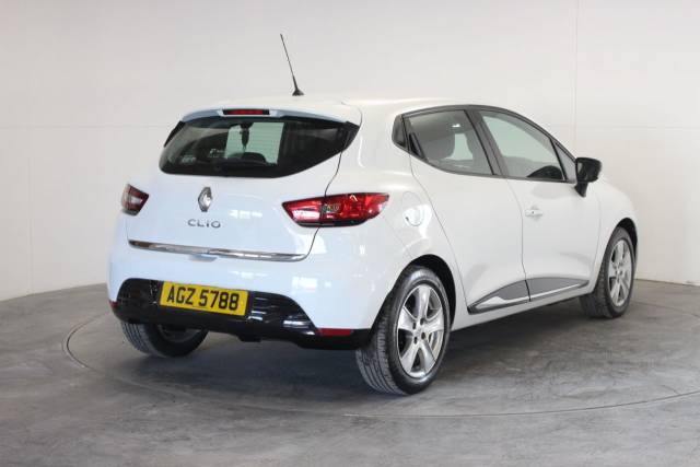 2015 Renault Clio 1.2 16V Dynamique Nav 5dr