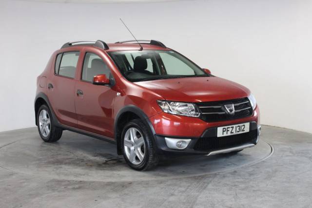 Dacia Sandero Stepway 1.5 dCi Laureate 5dr Hatchback Diesel Red