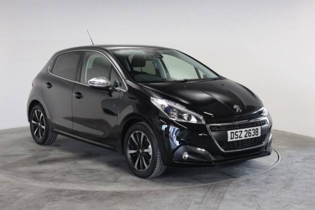 Peugeot 208 1.2 PureTech 82 Tech Edition 5dr [Start Stop] Hatchback Petrol Black